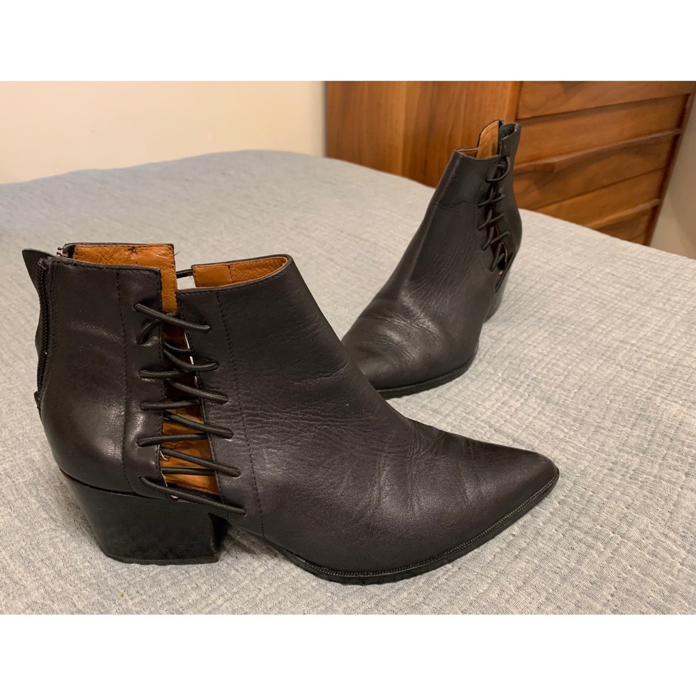 Linea Paolo dara Black Leather Lace Up  Ankle Booties Pointed Toe Block Heel 8